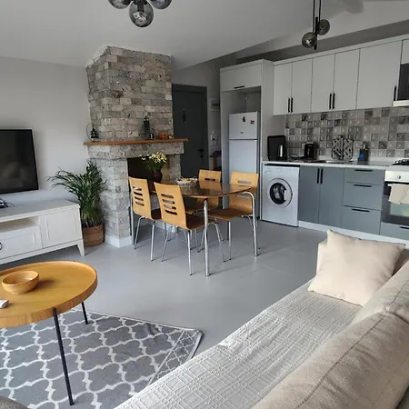Apartment White Coral House *